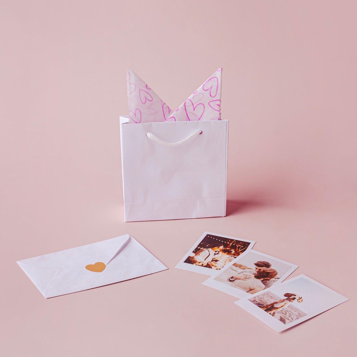 Kit 10 Fotos Mini + Sacola Branca + Cartão Mensagem Personalizada - Leão Fotos